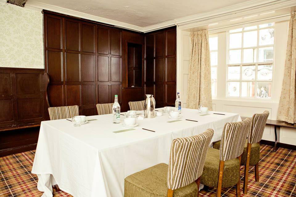 The Kings Arms Hotel بيسيستر المظهر الداخلي الصورة